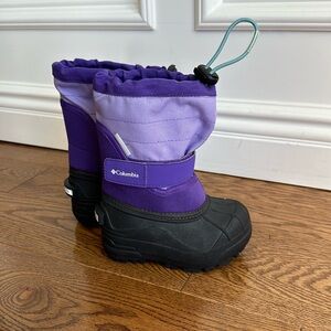 Columbia snow boots
